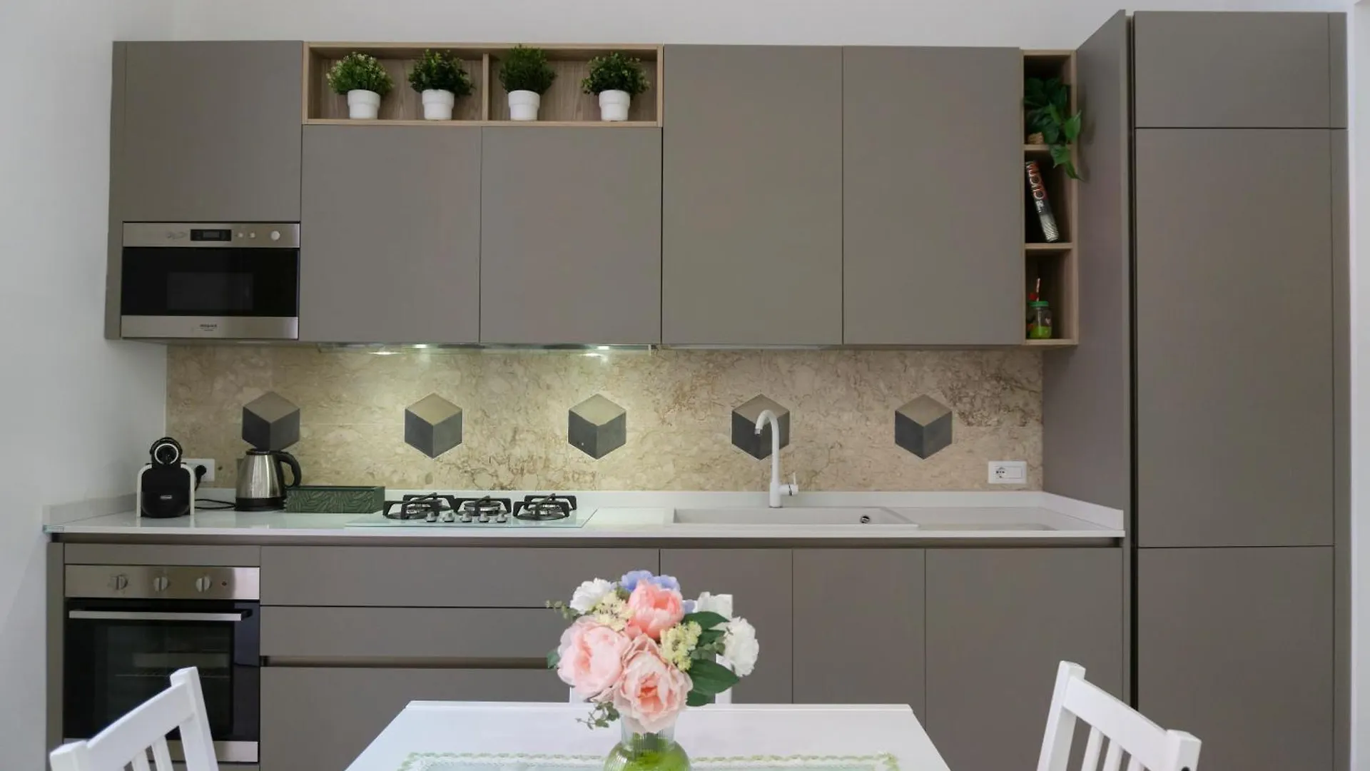 Apartamento L'Orchidea Al Museo Appartamento In Centro Nápoles
